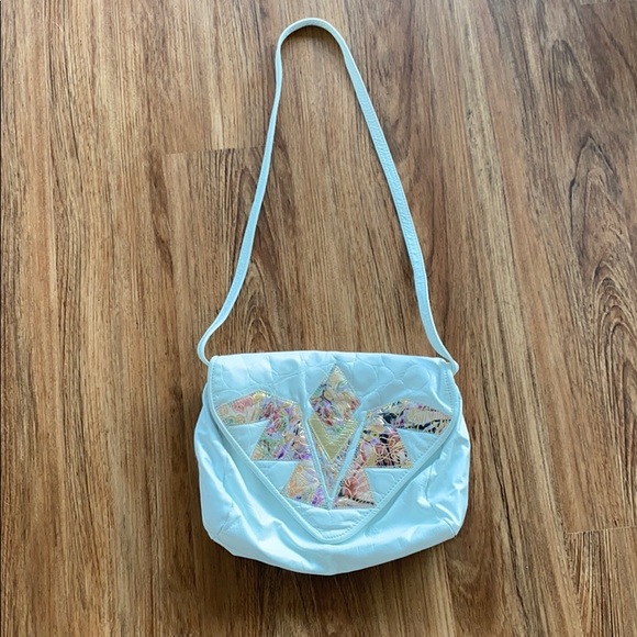 Vintage Dove white purse with 5 zip compartments - Picture 2 of 16